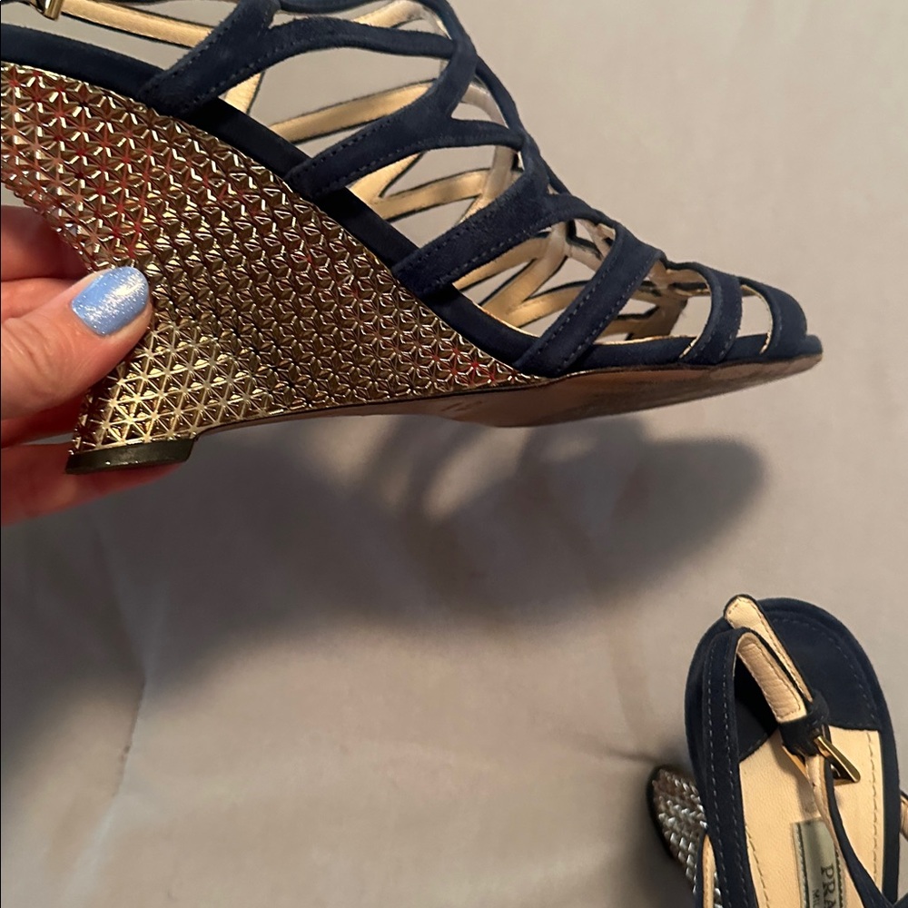 Prada- Really Great condition Navy Prada wedges - Picture 3 of 10